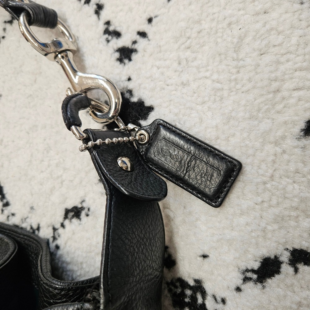 Coach Avery Hobo Shoulder Bag Black Pebbled Leather Large - Picture 8 of 9